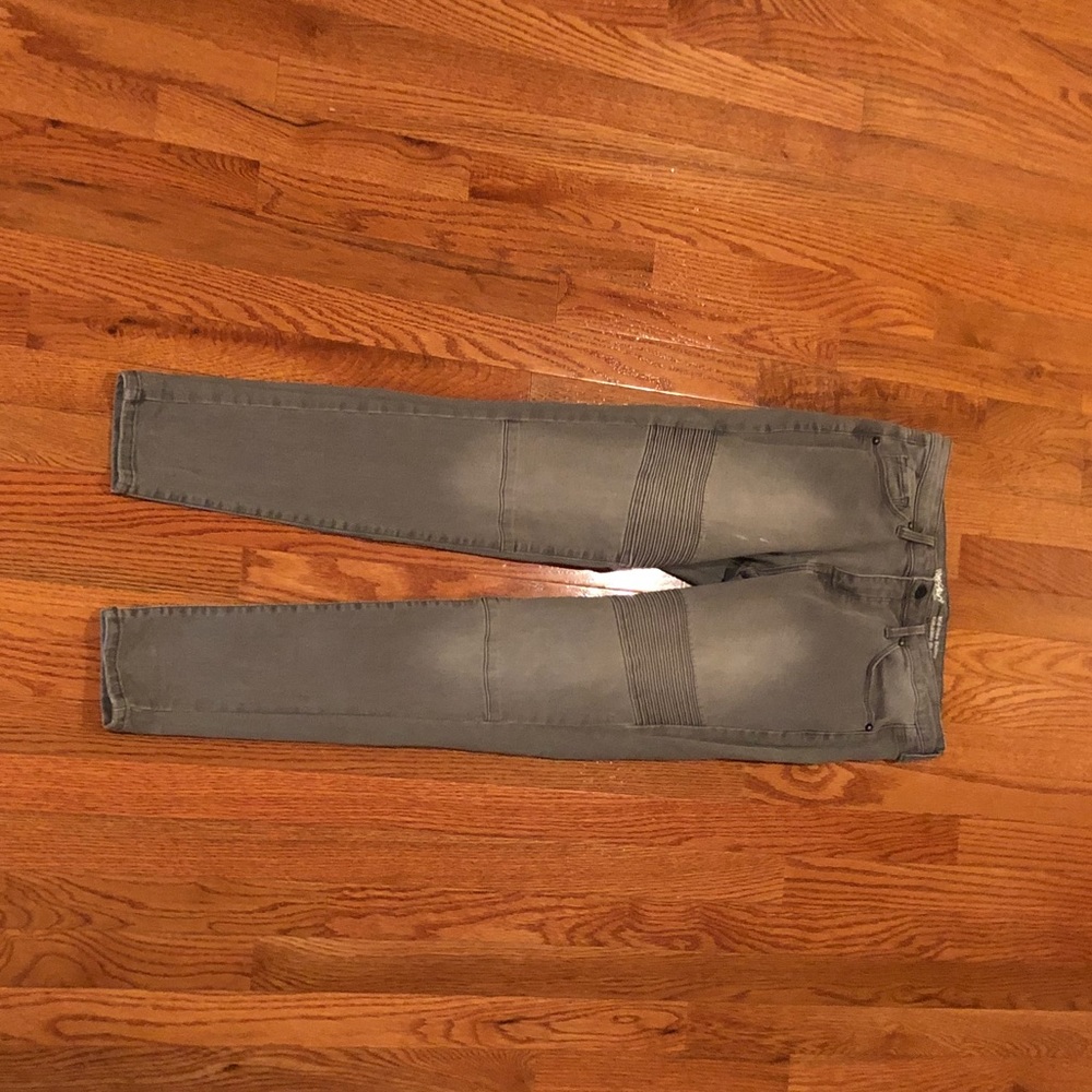 Grey Skinny Jeans